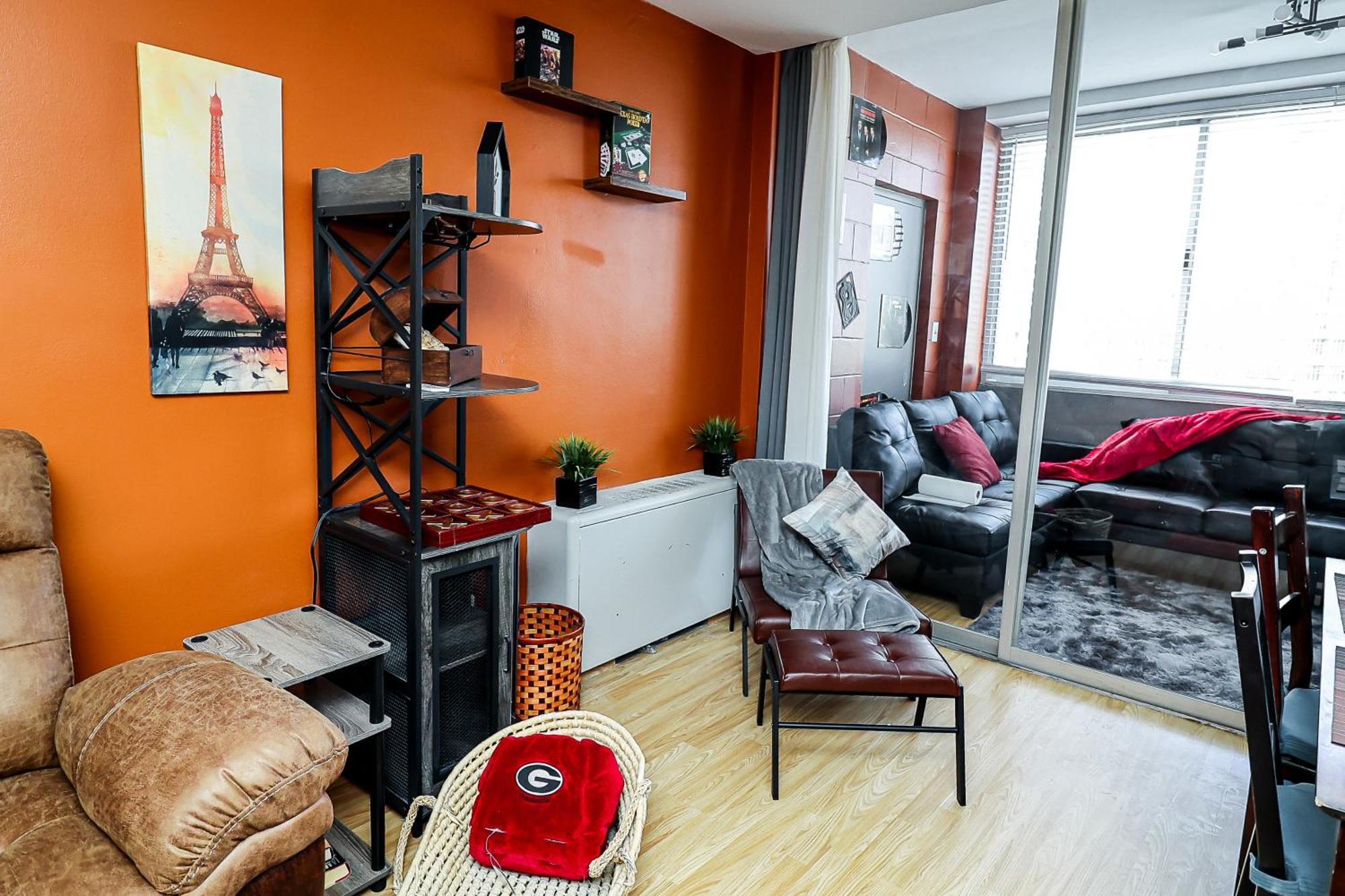 Apartment Highrise Dtwn 3 Bed W King Bed