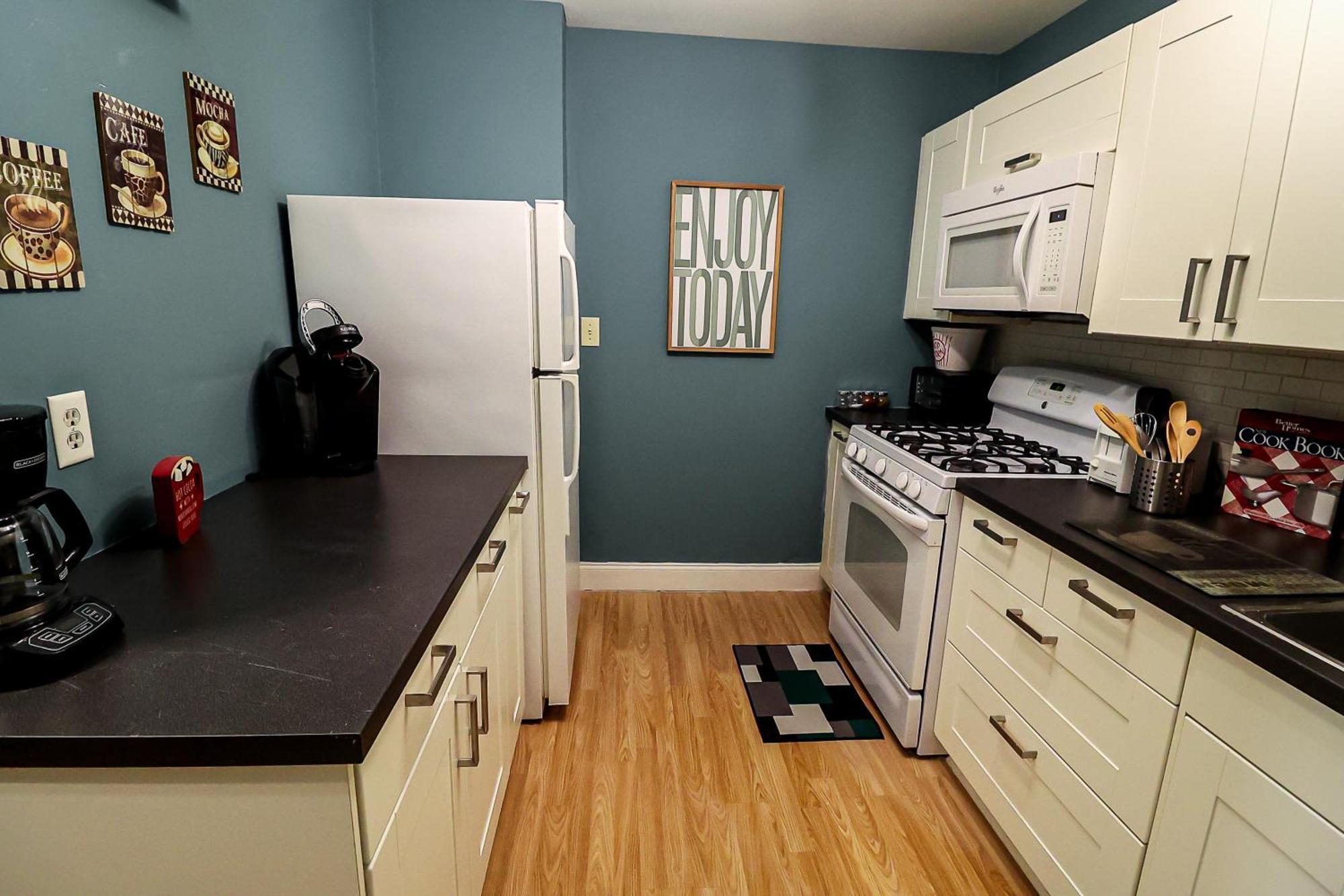 Highrise Dtwn 3 Bed W King Bed *