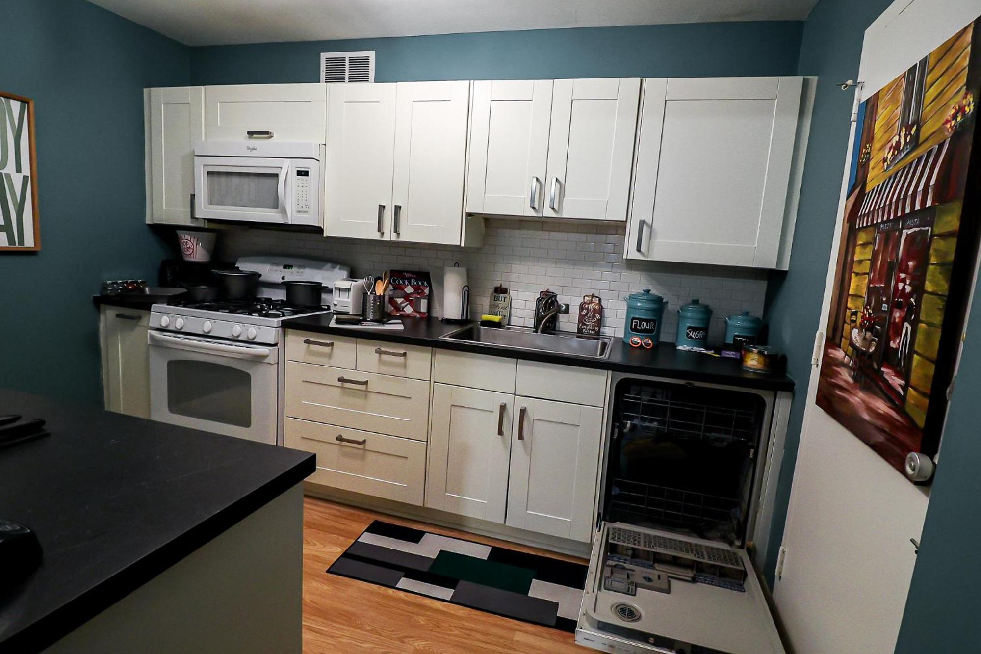 Highrise Dtwn 3 Bed W King Bed *