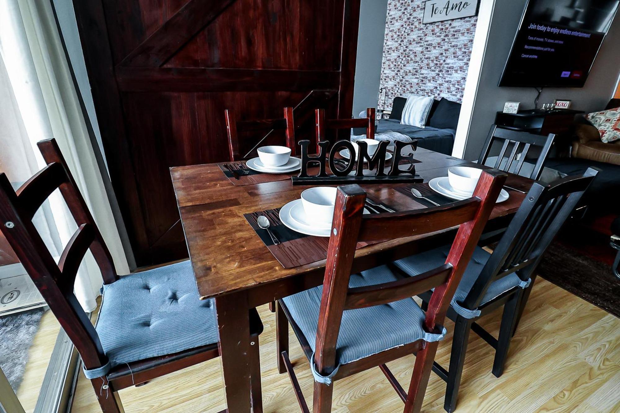 Highrise Dtwn 3 Bed W King Bed * Atlanta